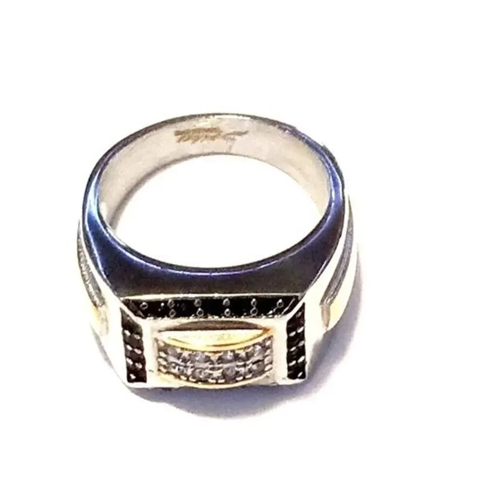New stainless steel ring‎ with CZs size 10